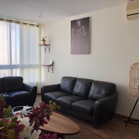Sky Home Apartment Jabotinsky 8 Bat Yam Εξωτερικό φωτογραφία